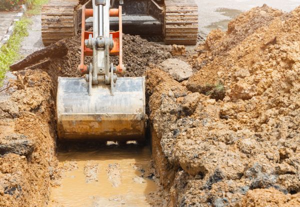 Water Line Digging in Shawnee